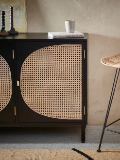 Aparador Artesanal De Madera Sukai Y Tejido Vienes Lizzie