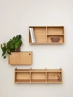 Aparador De Pared De Madera De Roble Con Diseno En Espiga Herringbone