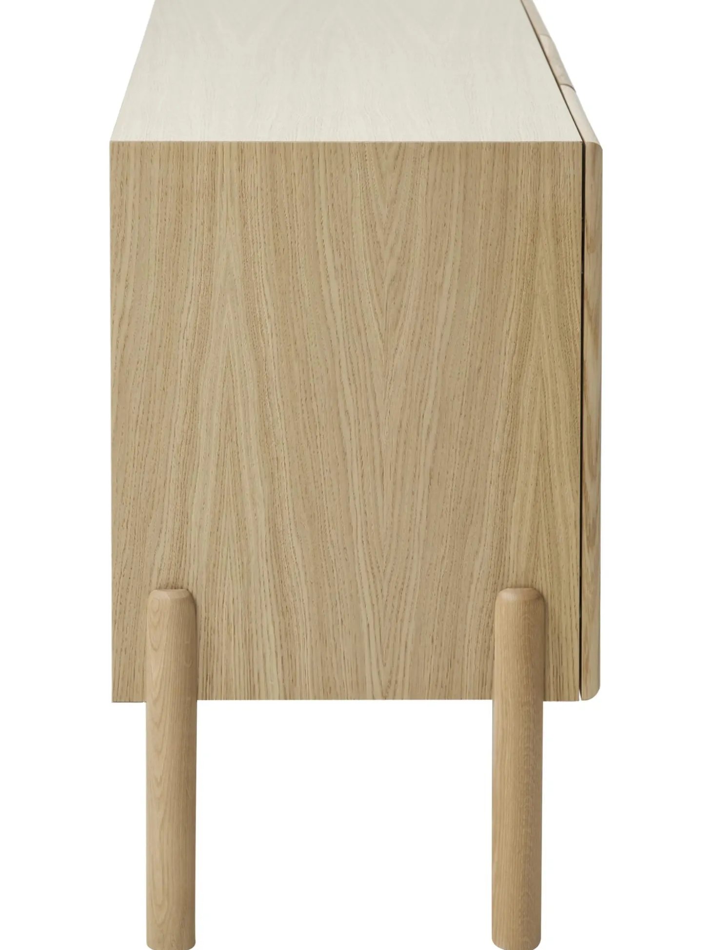 Aparador De Roble Con Tejido Vienes Jolie