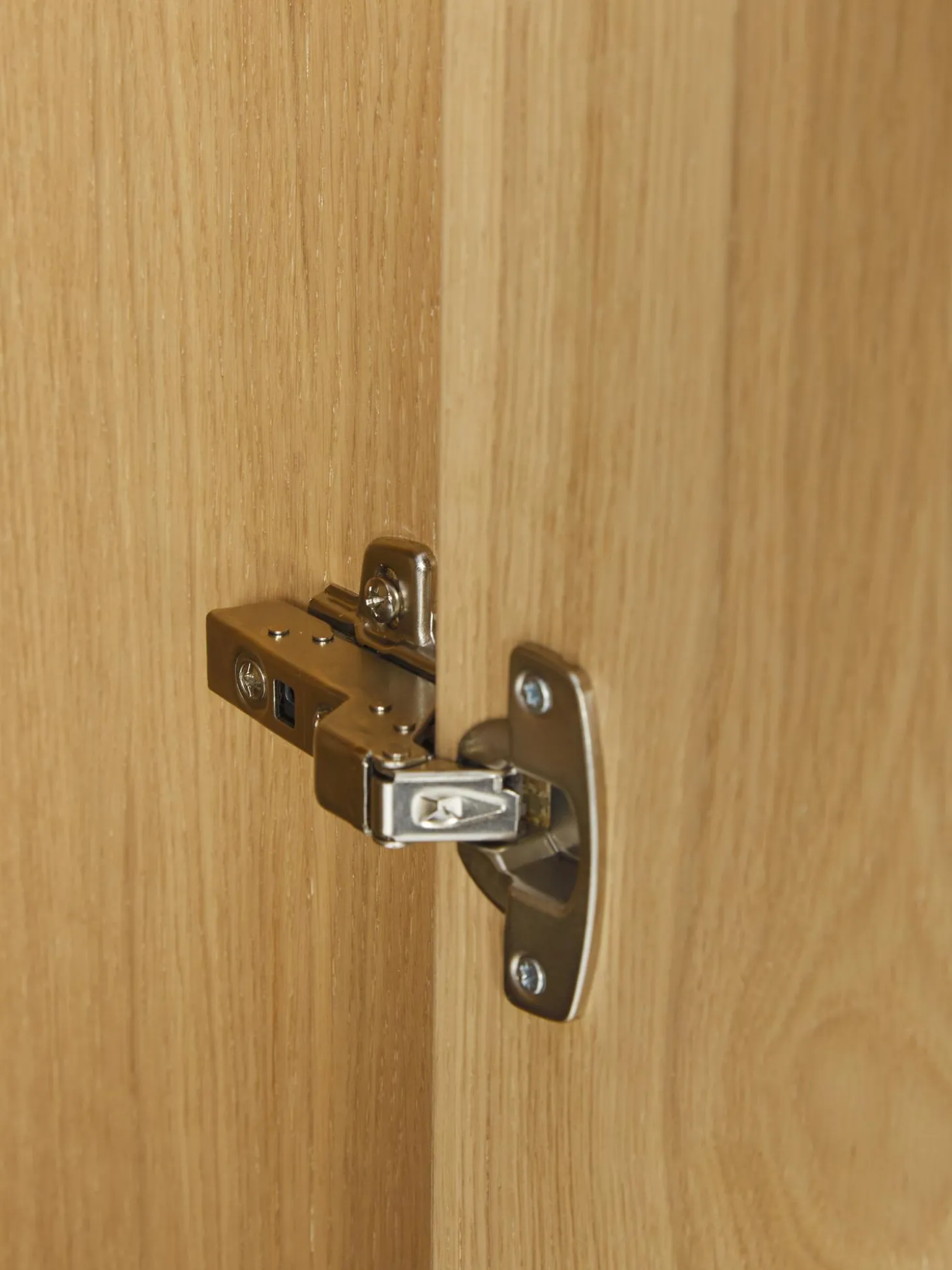 Armario Cassy, 3 Puertas