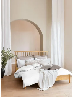 Cama De Madera De Pino Maciza Windsor, Con Cabecero