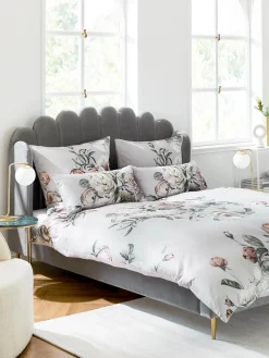 Cama Tapizada En Terciopelo Glamour