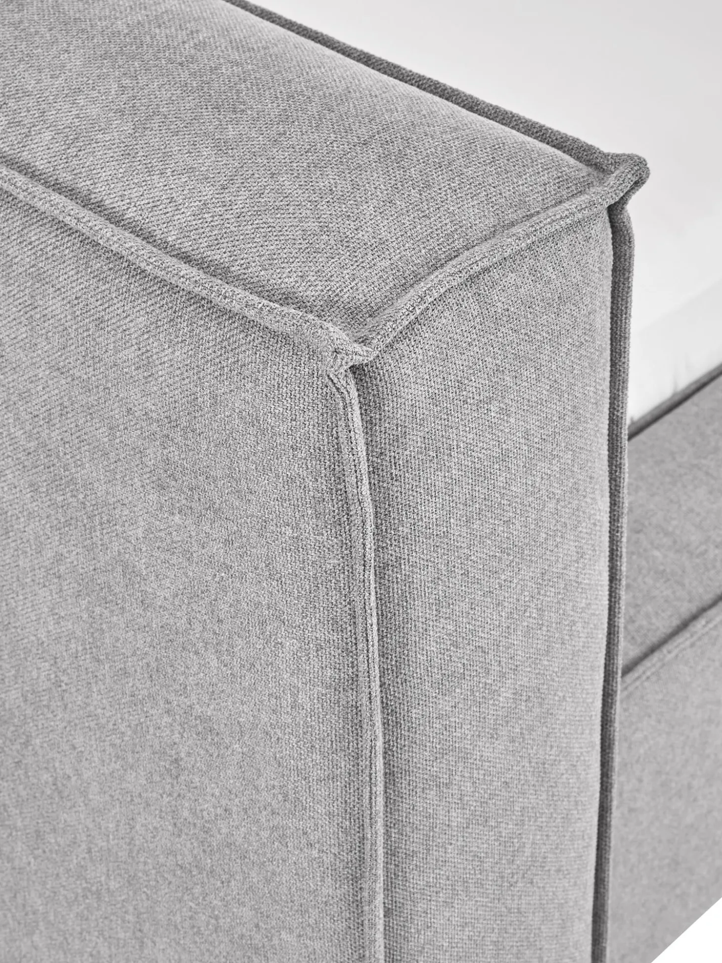 Cama Tapizada Lennon