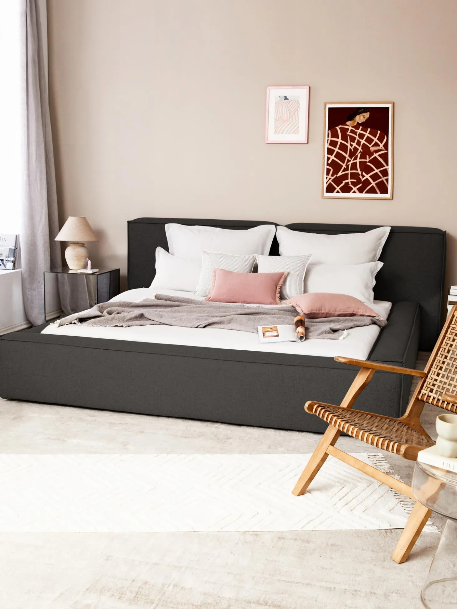 Cama Tapizada Lennon