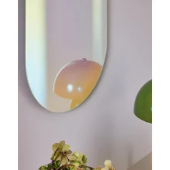 Espejo De Pared De Diseno Iridiscente Ruby