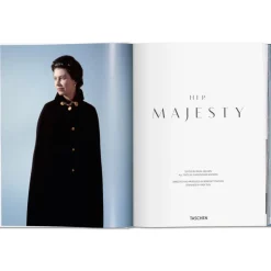 Libro Ilustrado Her Majesty. A Photographic History 1926 Today