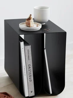 Mesa Auxiliar De Metal Curved