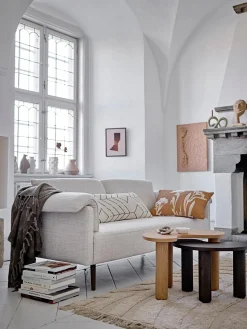 Mesa De Centro De Madera De Caucho Con Forma Organica Luppa