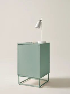 Mesilla De Noche De Madera Con Puerta Lyckeby