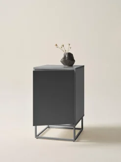 Mesilla De Noche De Madera Con Puerta Lyckeby