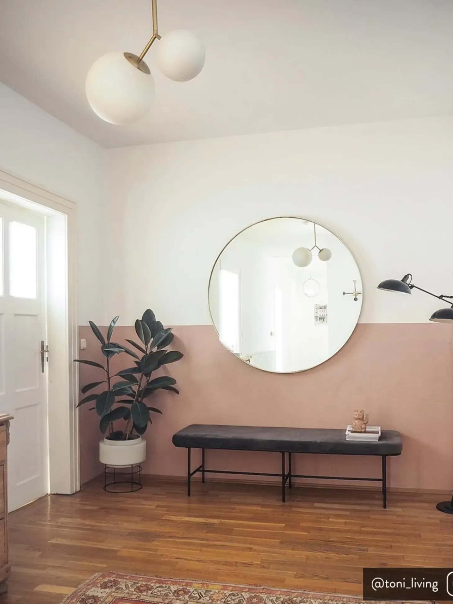 Banco De Terciopelo Comma