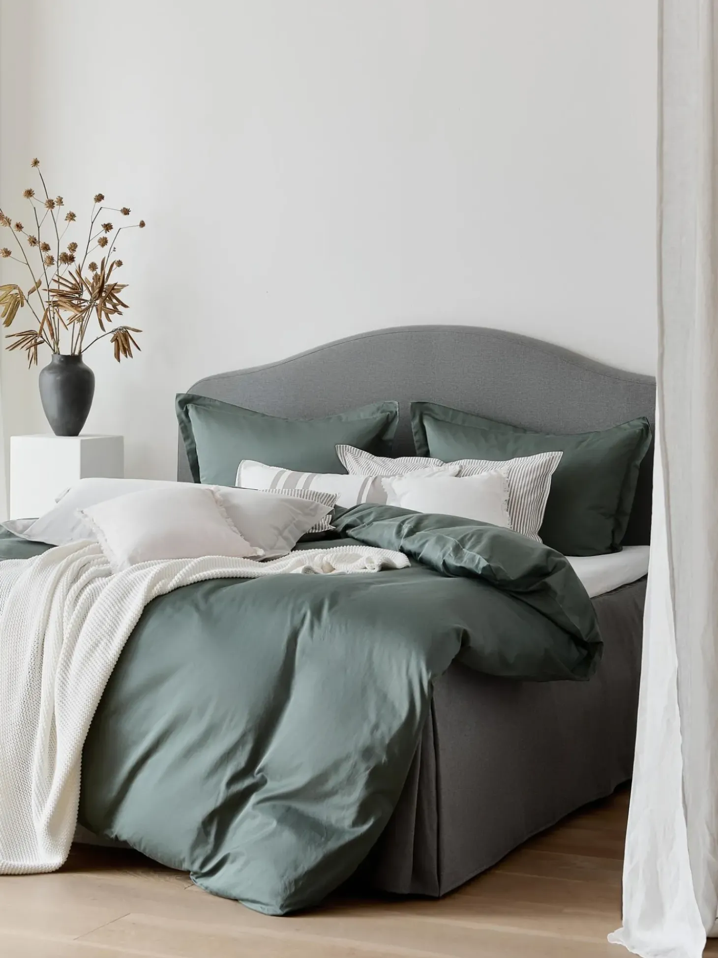 Cama Continental Premium Dahlia