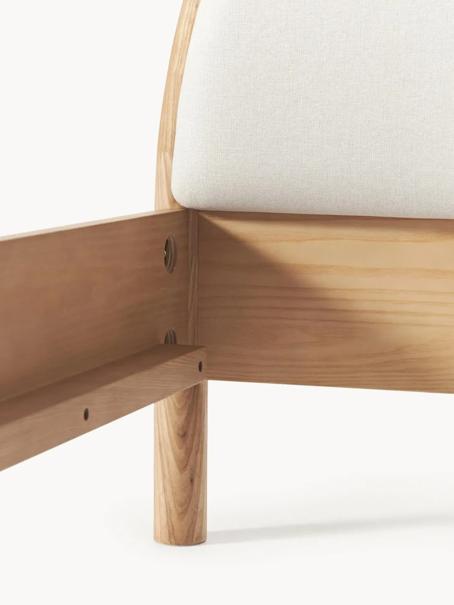 Cama De Madera Con Cabecero Tapizado Sean