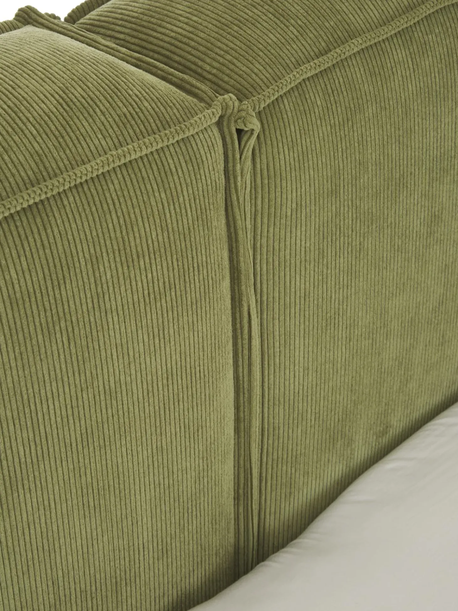 Cama Tapizada En Pana Lennon