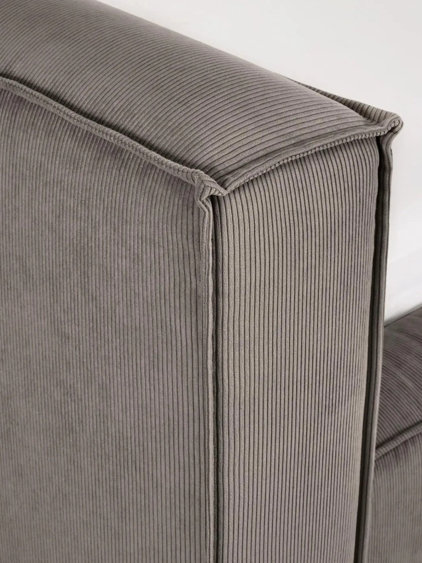 Cama Tapizada En Pana Lennon