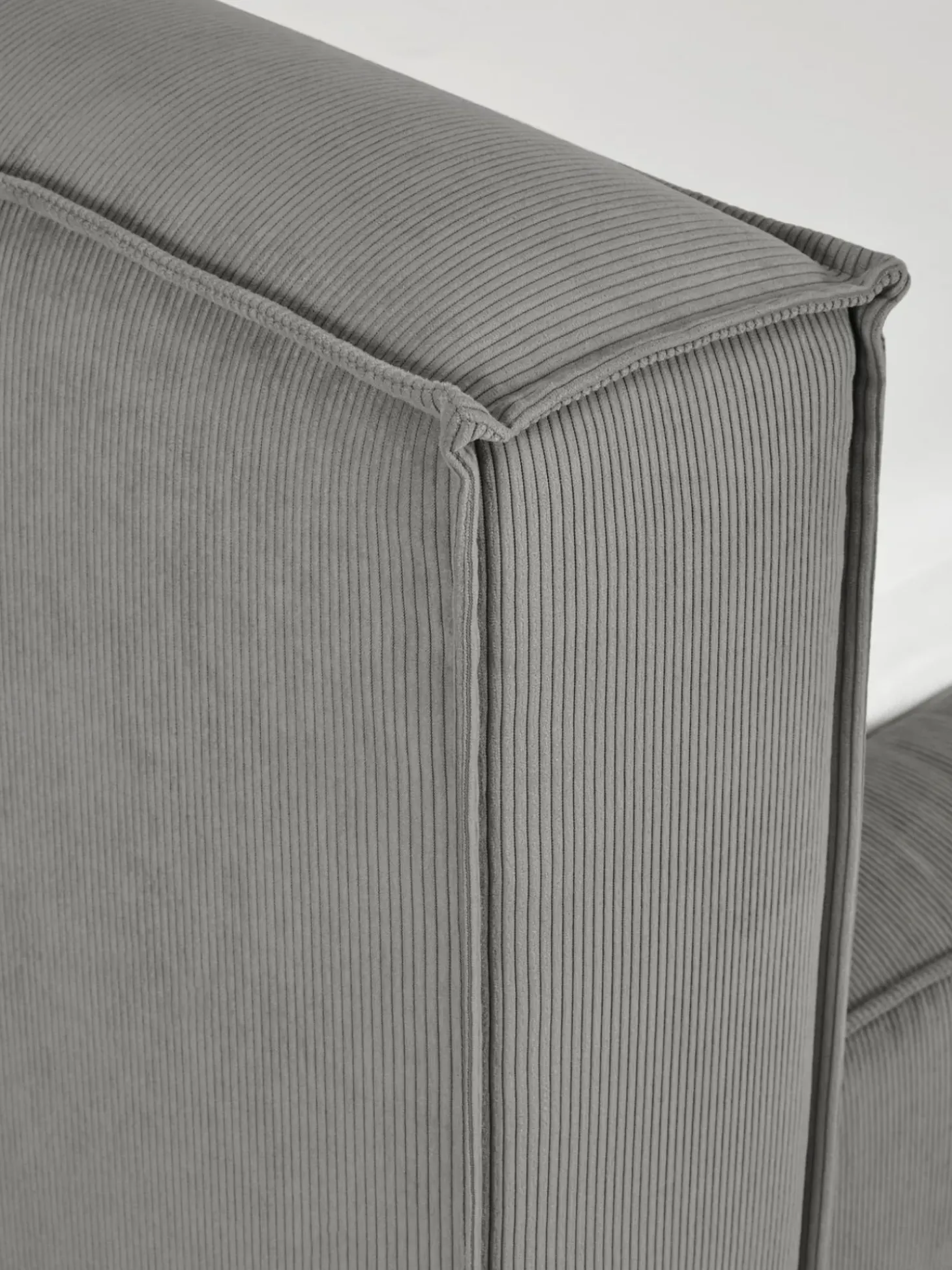 Cama Tapizada En Pana Lennon