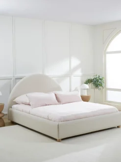 Cama Tapizada En Tejido Boucle Ebba, Con Espacio De Almacenamiento