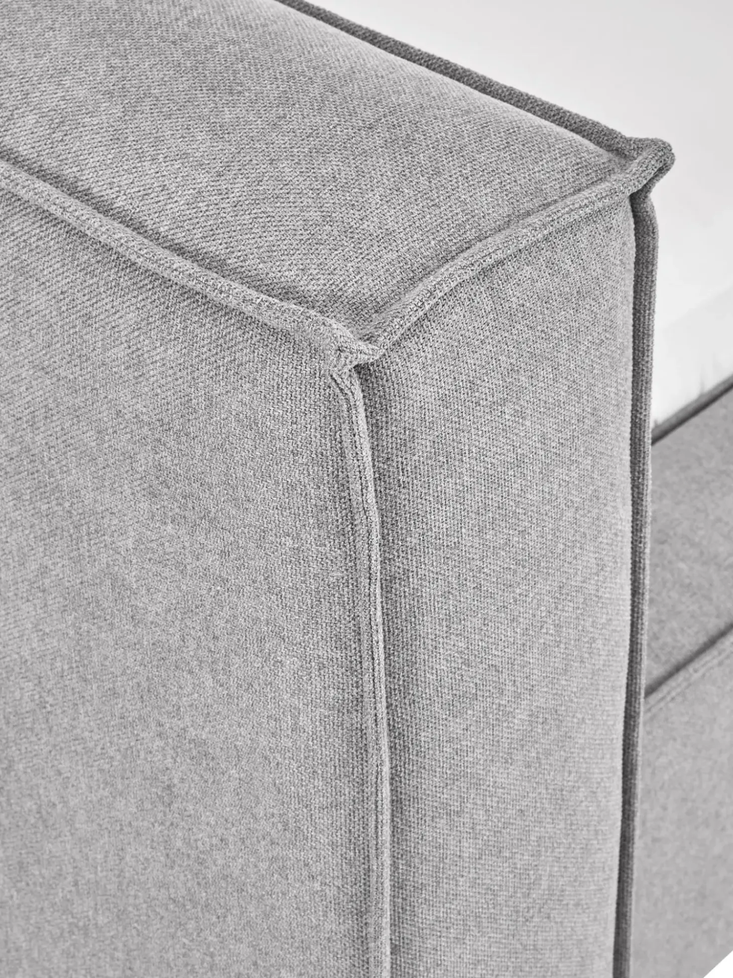 Cama Tapizada Lennon