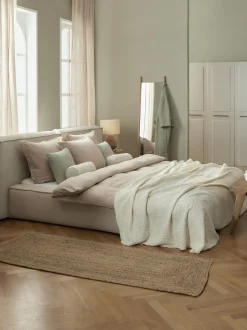 Cama Tapizada Lennon