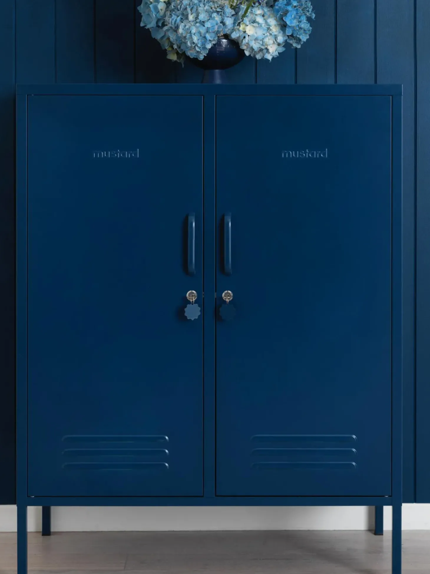 Chiffonnier Taquilla De Metal The Midi