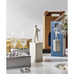 Figura Decorativa Astro: Lowe