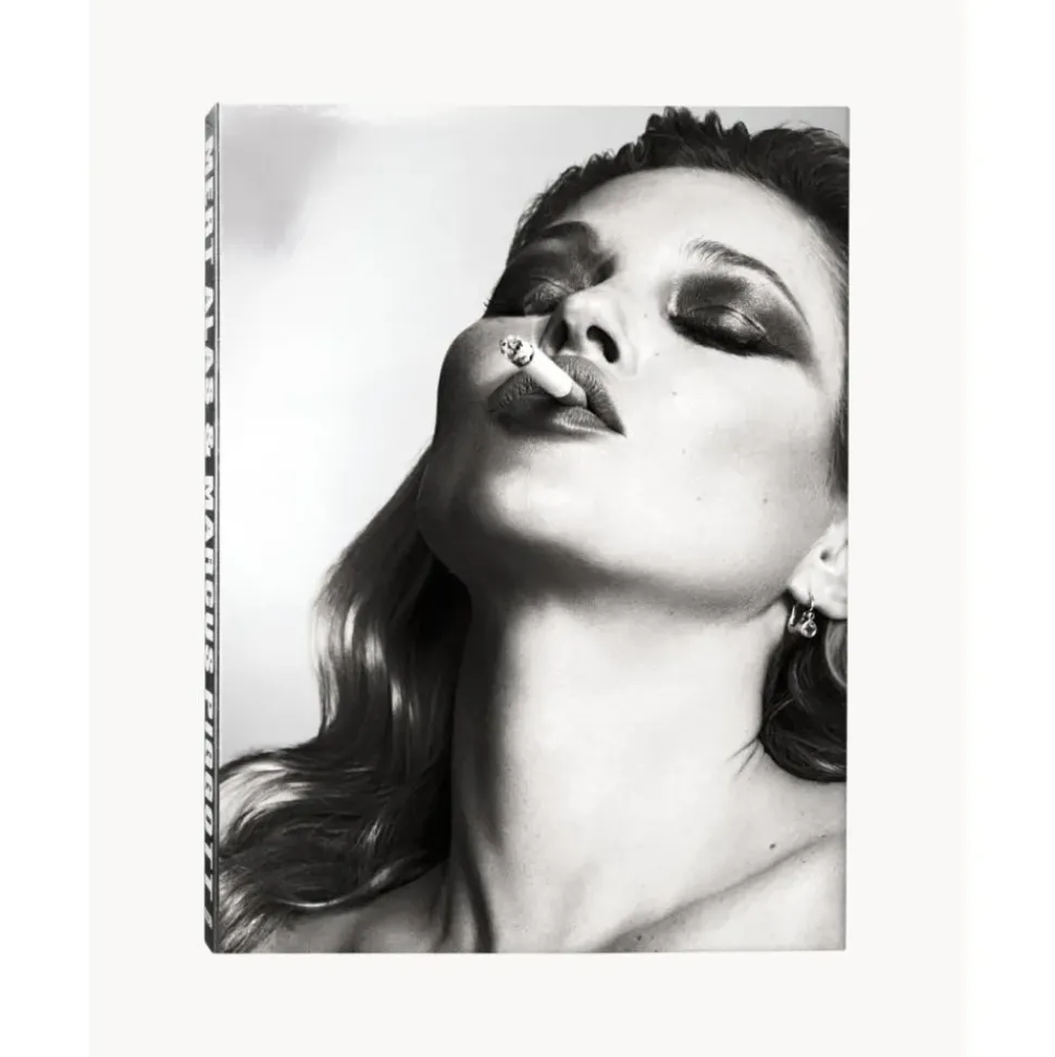 Libro Ilustrado Mert Alas And Marcus Piggott