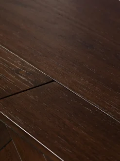 Licorera En Acacia Class