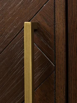 Licorera En Acacia Class