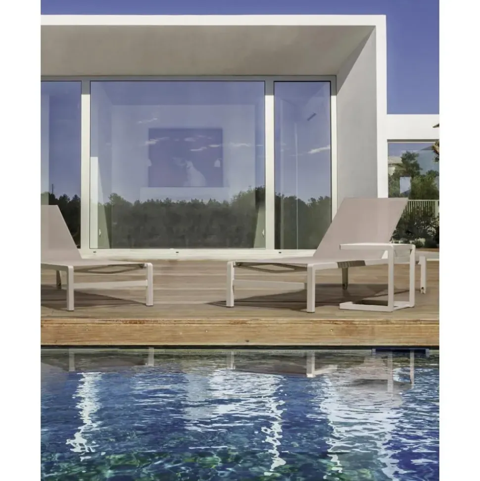 Mesa Auxiliar Para Exterior Konnor