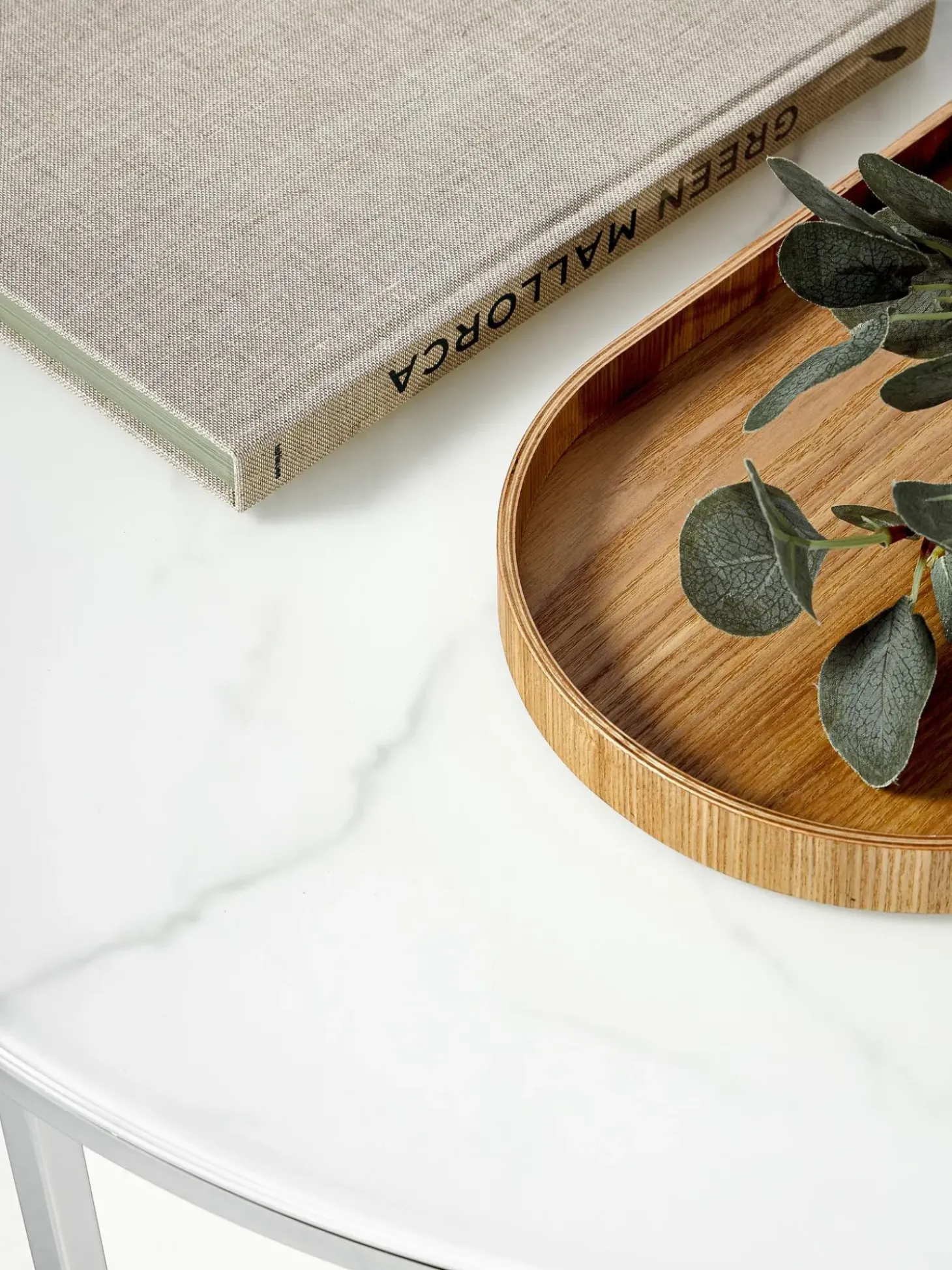 Mesa De Centro Antigua, Tablero De Vidrio En Aspecto Marmol