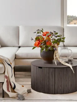 Mesa De Centro Redonda De Madera Nele, Con Espacio De Almacenamiento