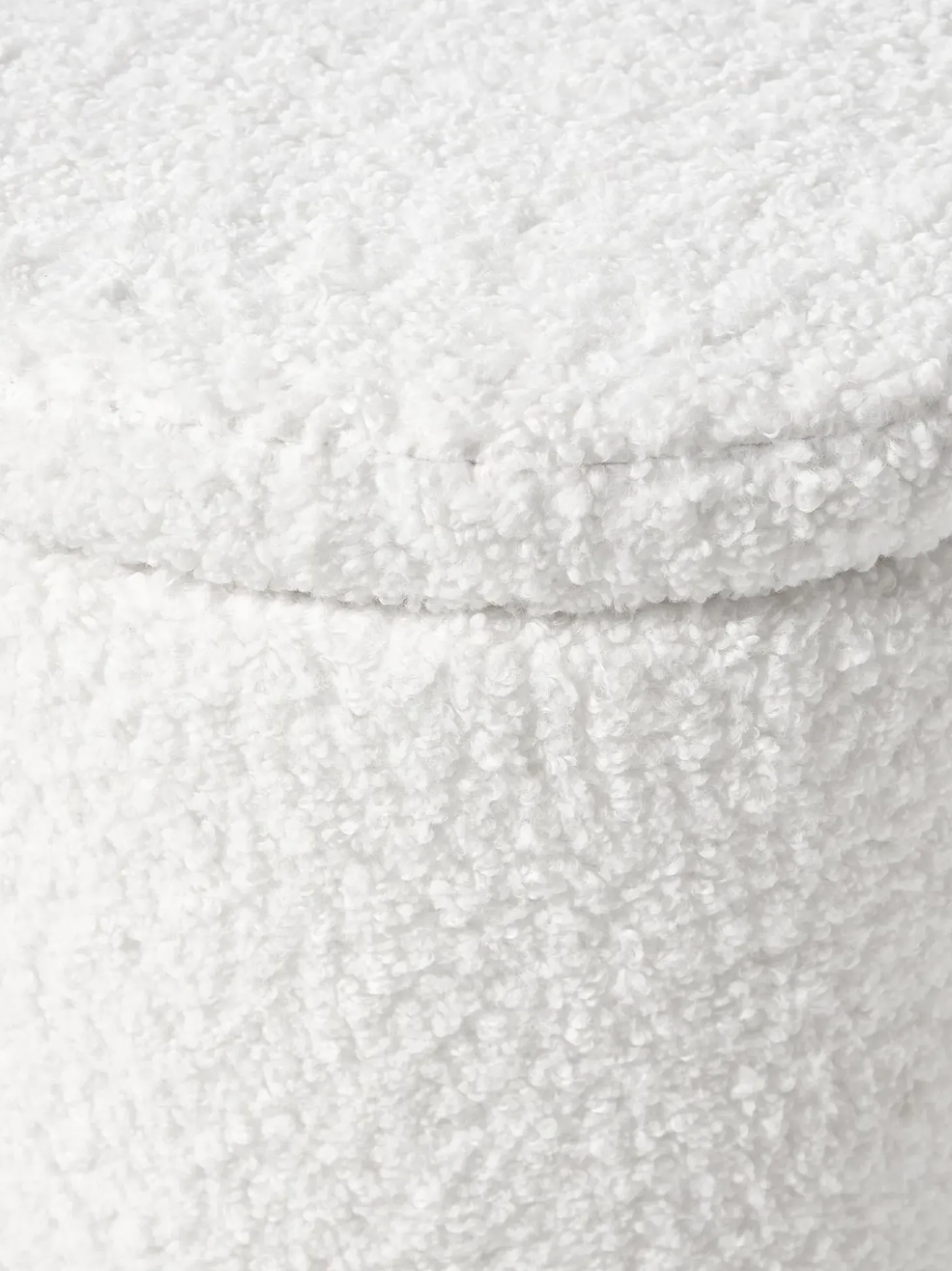 Puf Grande De Borreguillo Alida, Con Espacio De Almacenamiento