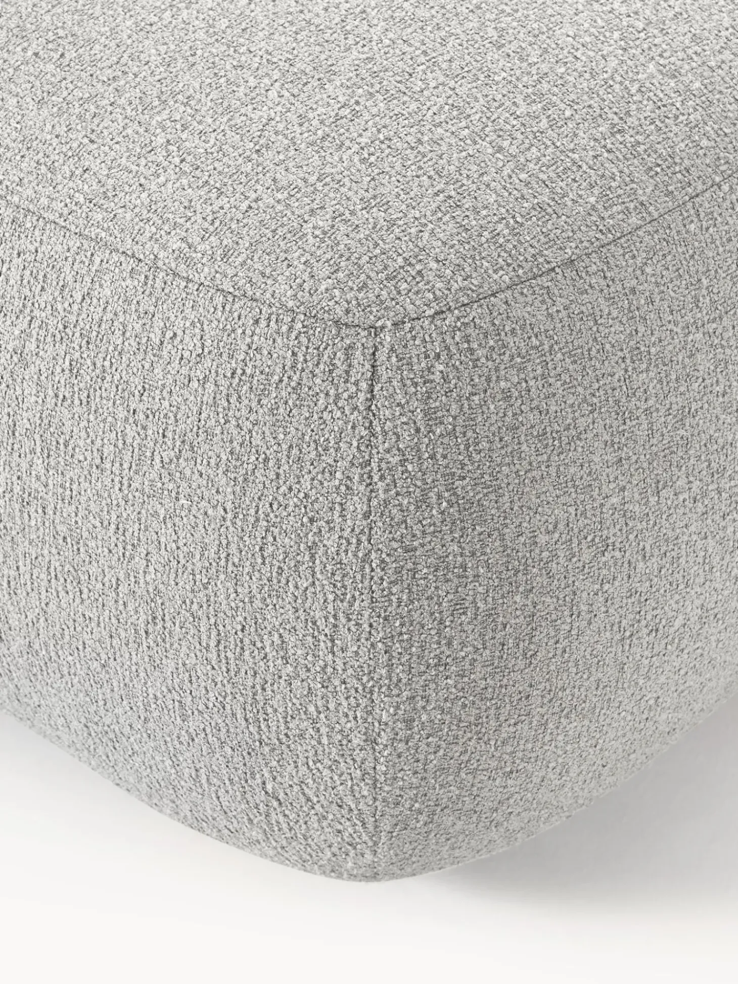 Reposapies Puf En Tejido Boucle Sofia