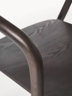 Silla Con Reposabrazos De Madera Angelina