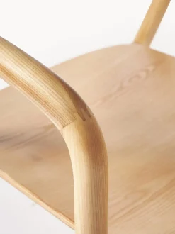 Silla Con Reposabrazos De Madera Angelina