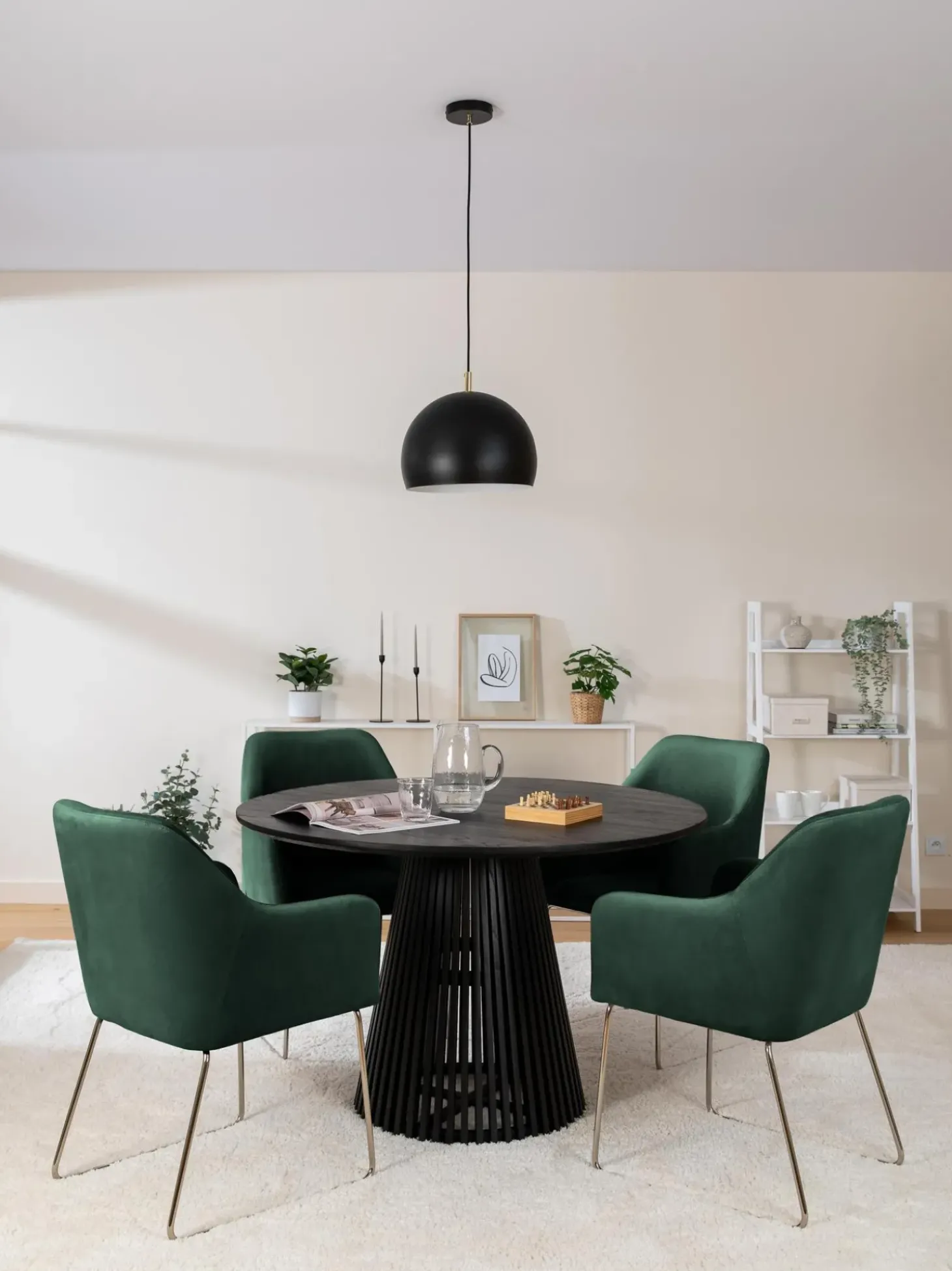 Silla Con Resposabrazos En Terciopelo Ava