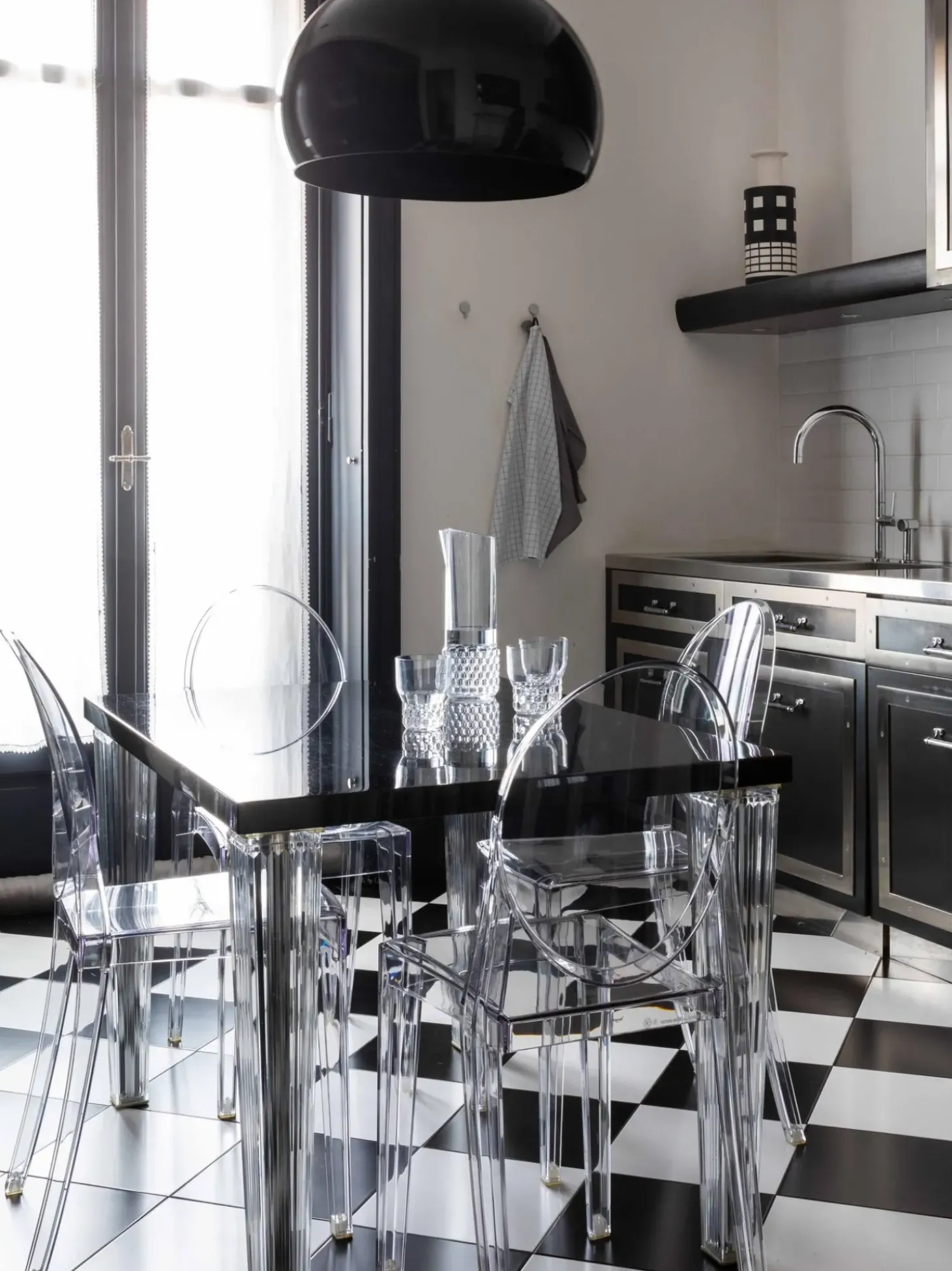 Silla De Diseno Victoria Ghost