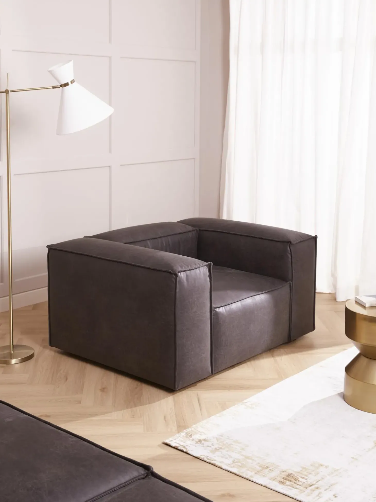 Sillon De Cuero Reciclado Lennon