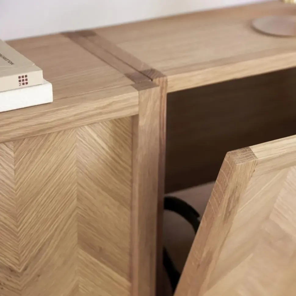 Zapatero De Pared De Roble Herringbone